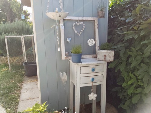 Kleines altes stallfenster - kleines, aus